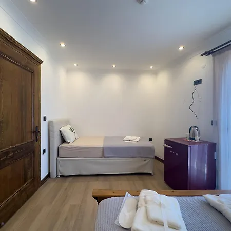 Ales Homestay Ayvalik